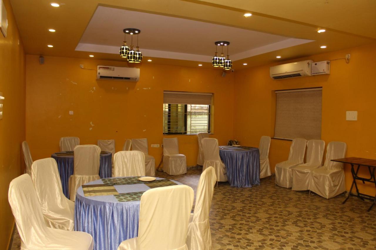 Chetan Inn Hotel Bhubaneswar Eksteriør billede