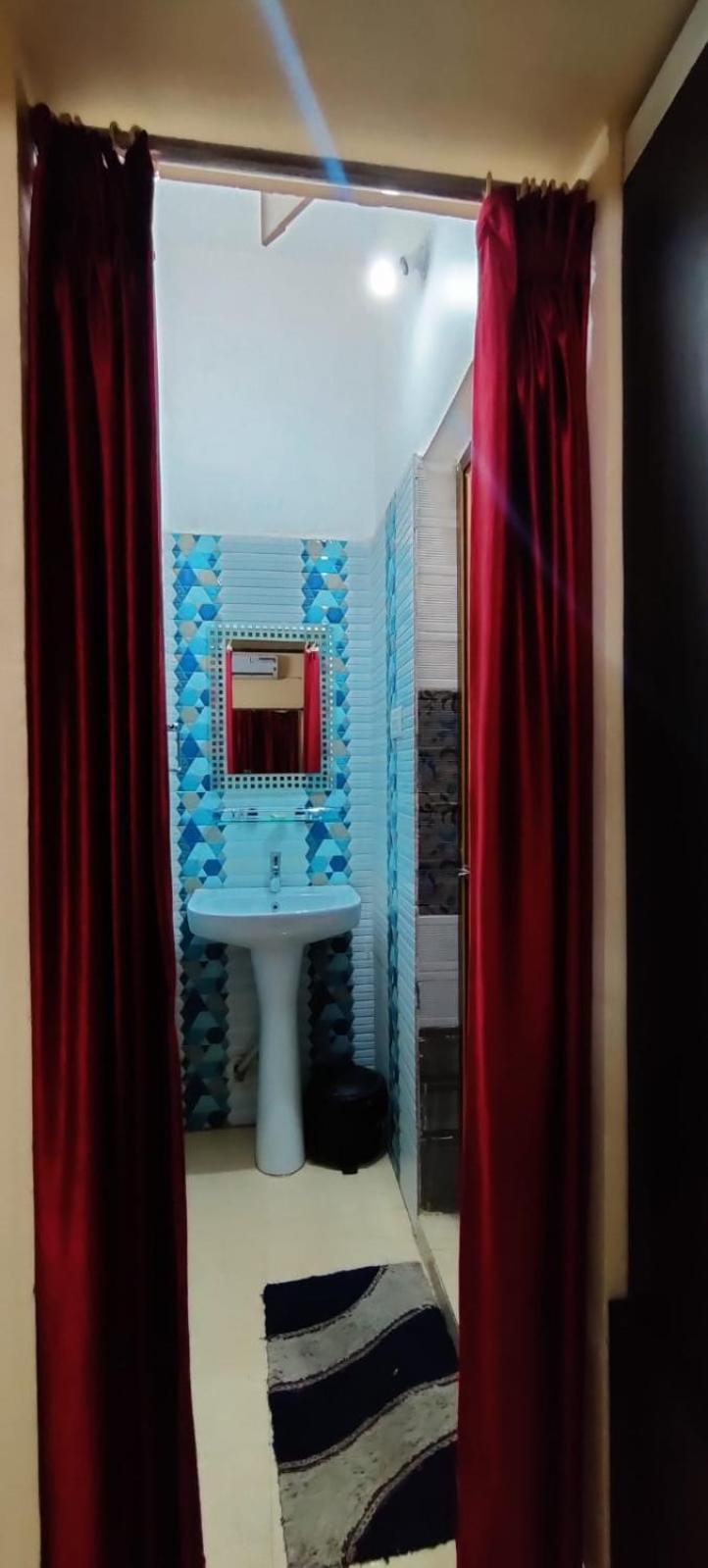 Chetan Inn Hotel Bhubaneswar Eksteriør billede