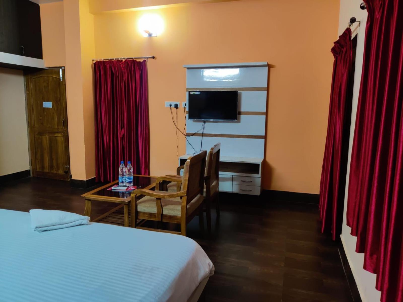 Chetan Inn Hotel Bhubaneswar Eksteriør billede